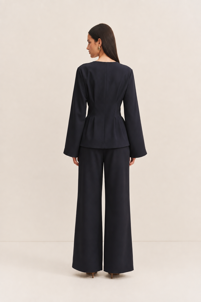 Élise Suit
