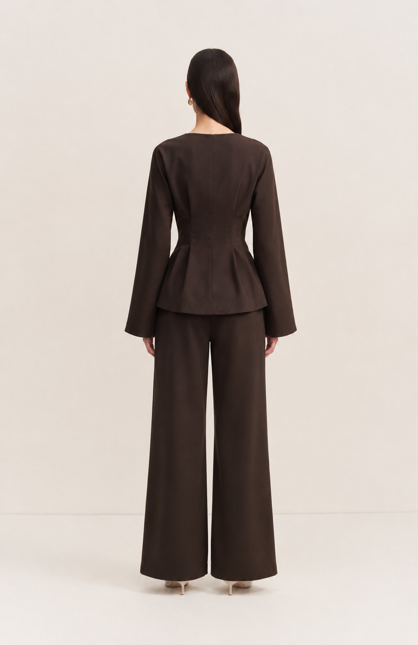 Élise Suit